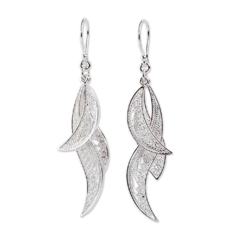 Handmade Sterling Silver 'Windswept' Earrings (Peru) - 2.6L*0.7W