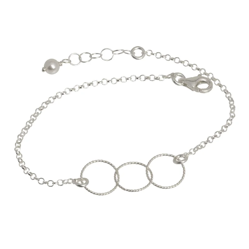 Three Circles Silver Chain Bracelet